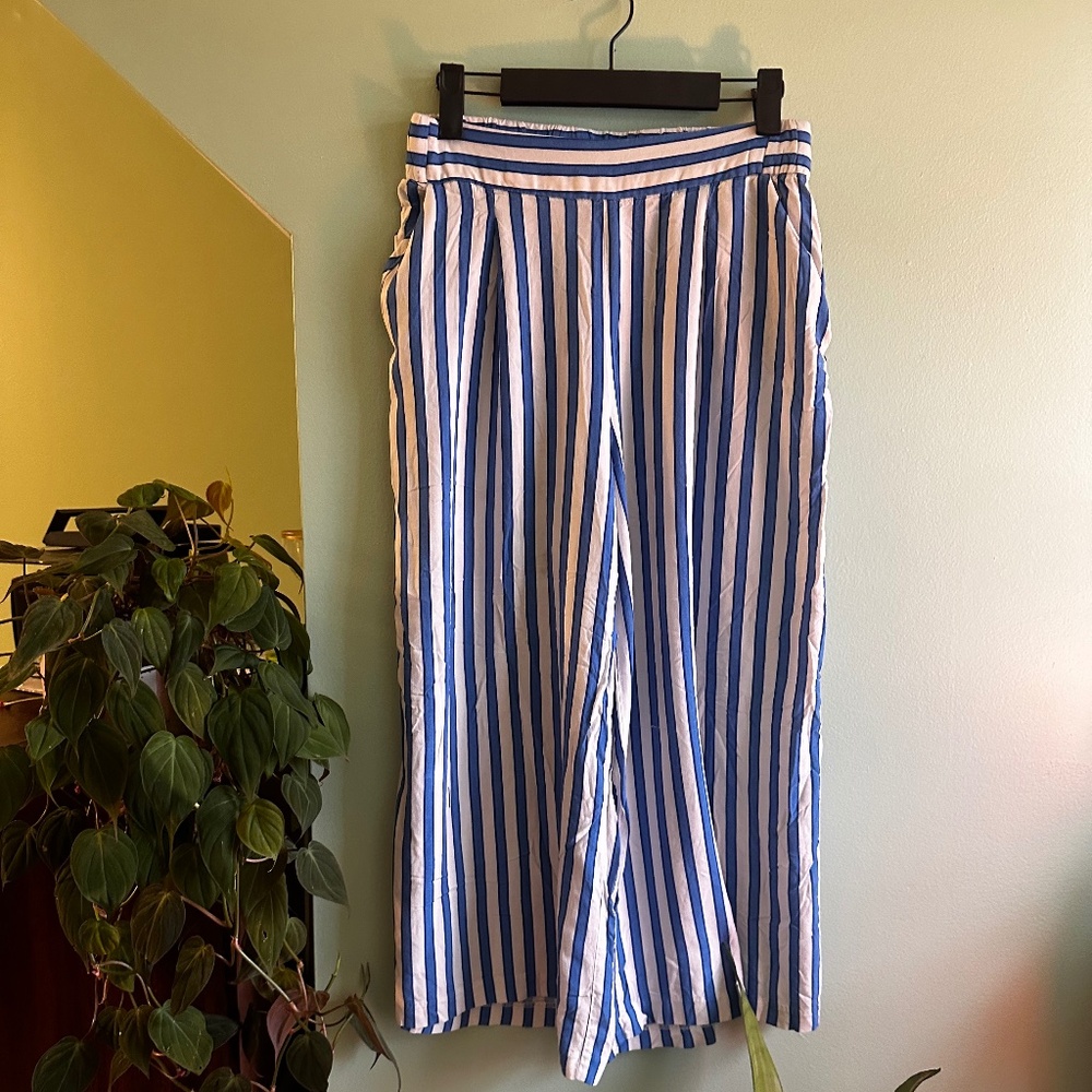 Striped Culotte Cropped Pants